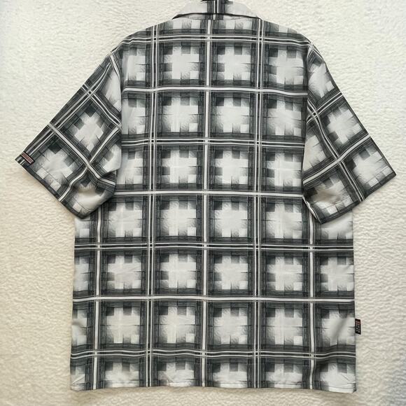 Southpole Shirt Mens XL Black White Checkered Plaid Short Sleeve Button Up Retro - Picture 2 of 9